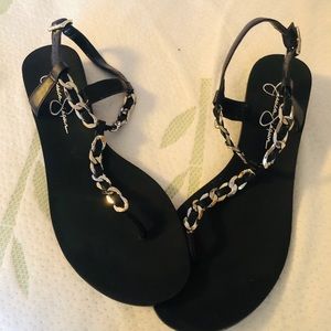 Name brand sandles like new